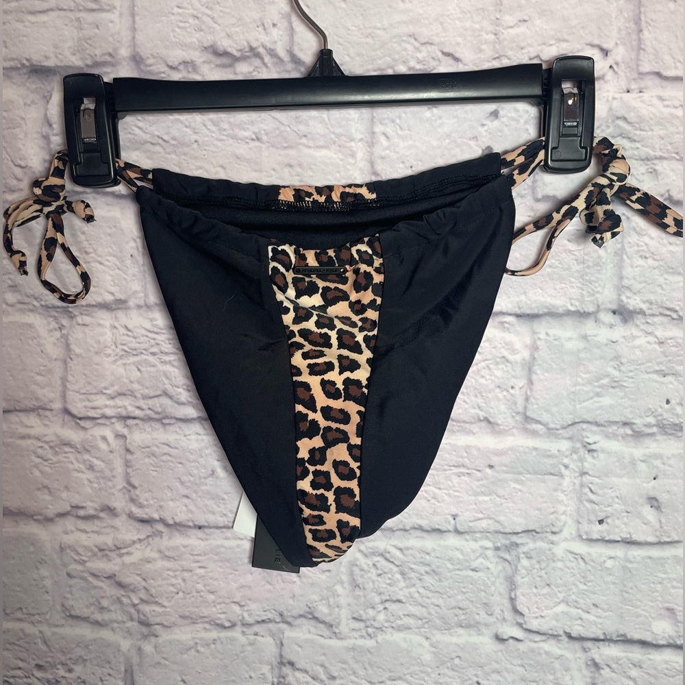 NWT Kendall and Kylie bikini size large tie sides black &‎ cheetah print
